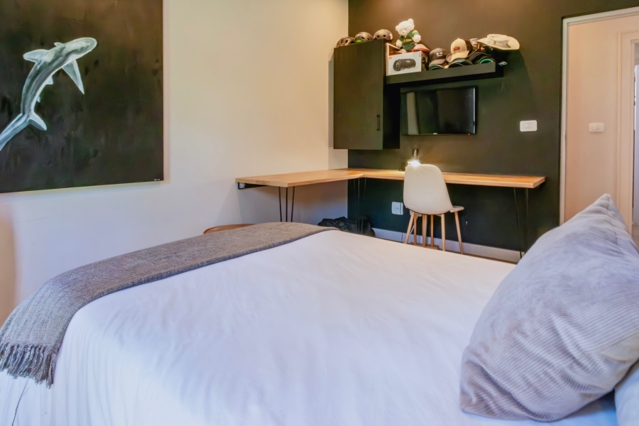 4 Bedroom Property for Sale in Earls Court Lifestyle Estate Western Cape